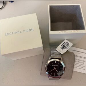 New Michael Kors MK8606 Slim Runway Black Dial Watch